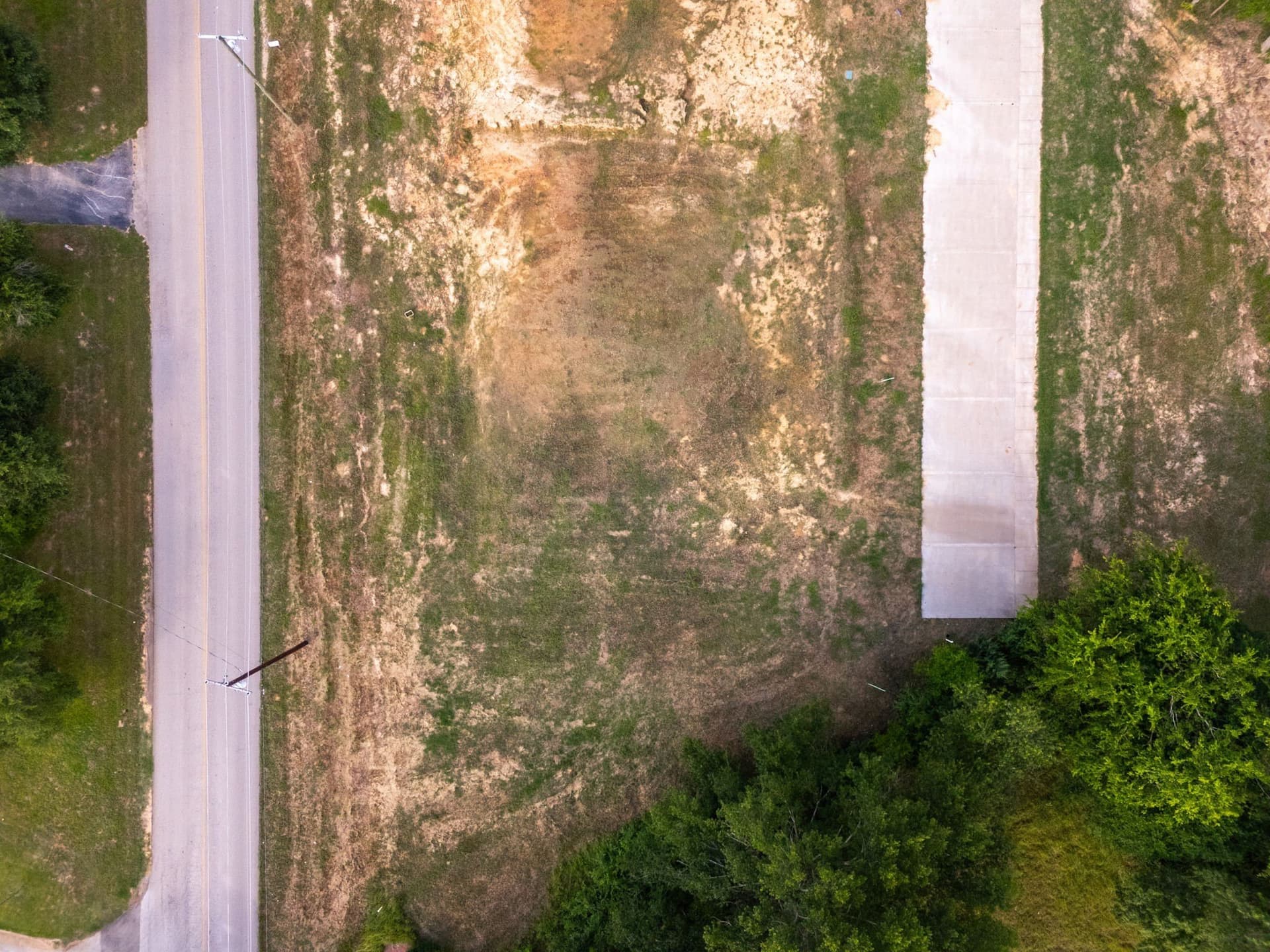 0.56 acres in Smith County - photo 6