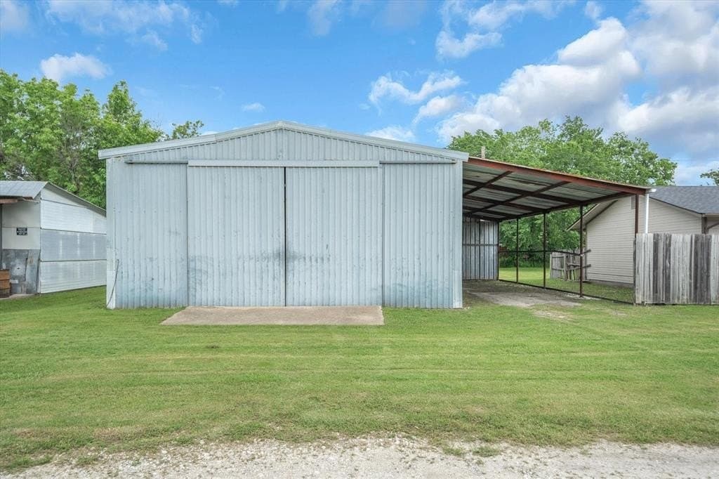 0.25 acres in Rockwall County featured view