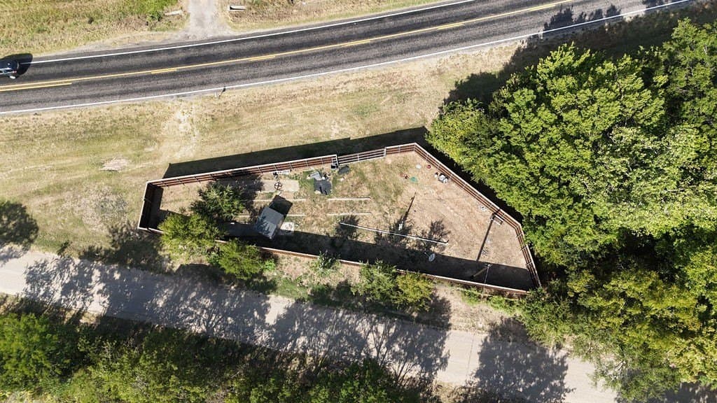 0.33 acres in Hunt County - photo 16