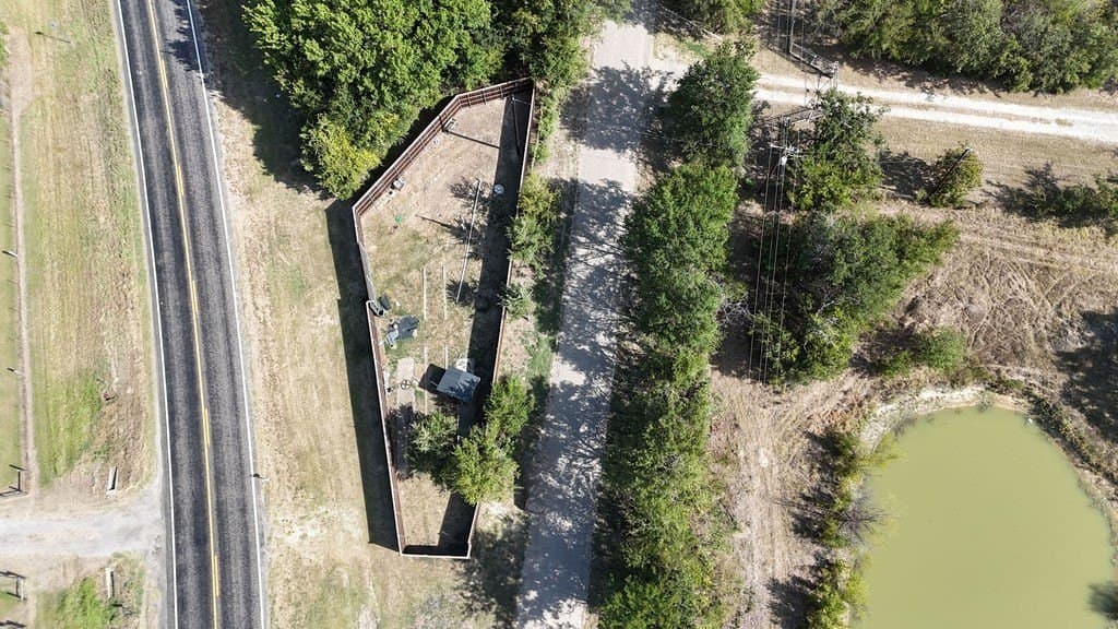 0.33 acres in Hunt County - photo 15