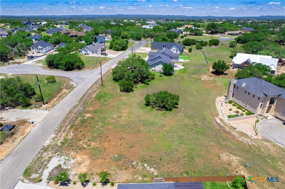 0.27 acres in Blanco County gallery image 3