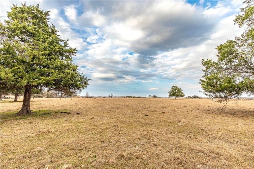 8.4 acres in AUSTIN County - photo 2