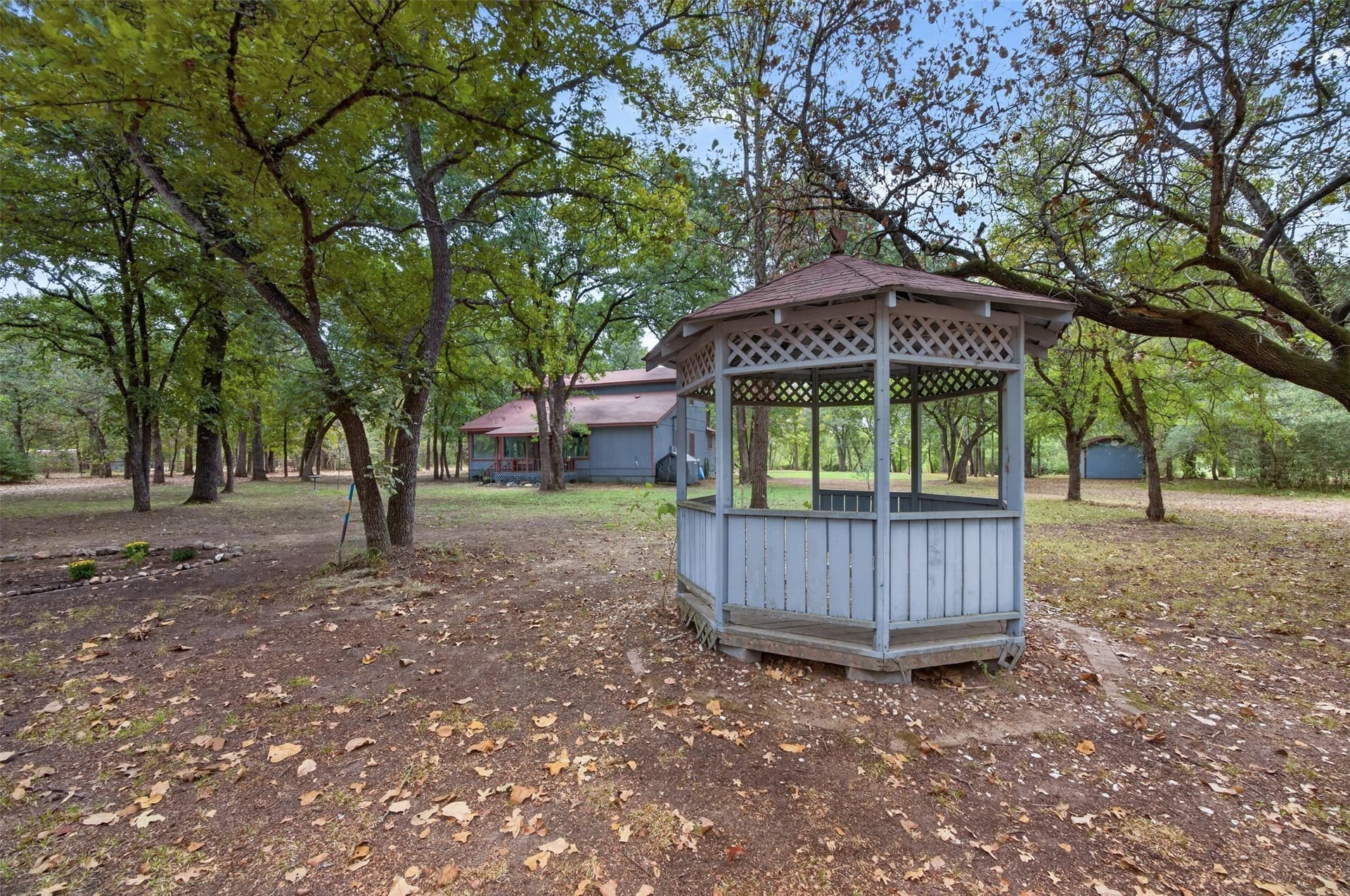 40.7 acres in Henderson County - photo 4