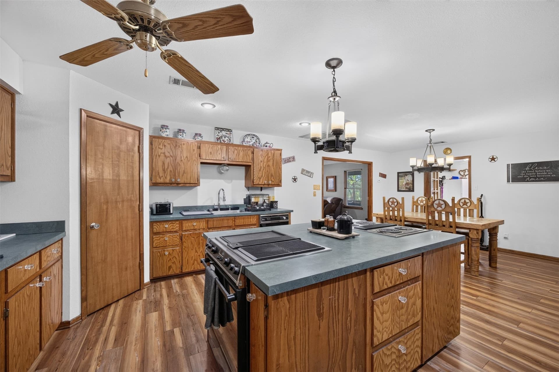 40.7 acres in Henderson County - photo 17