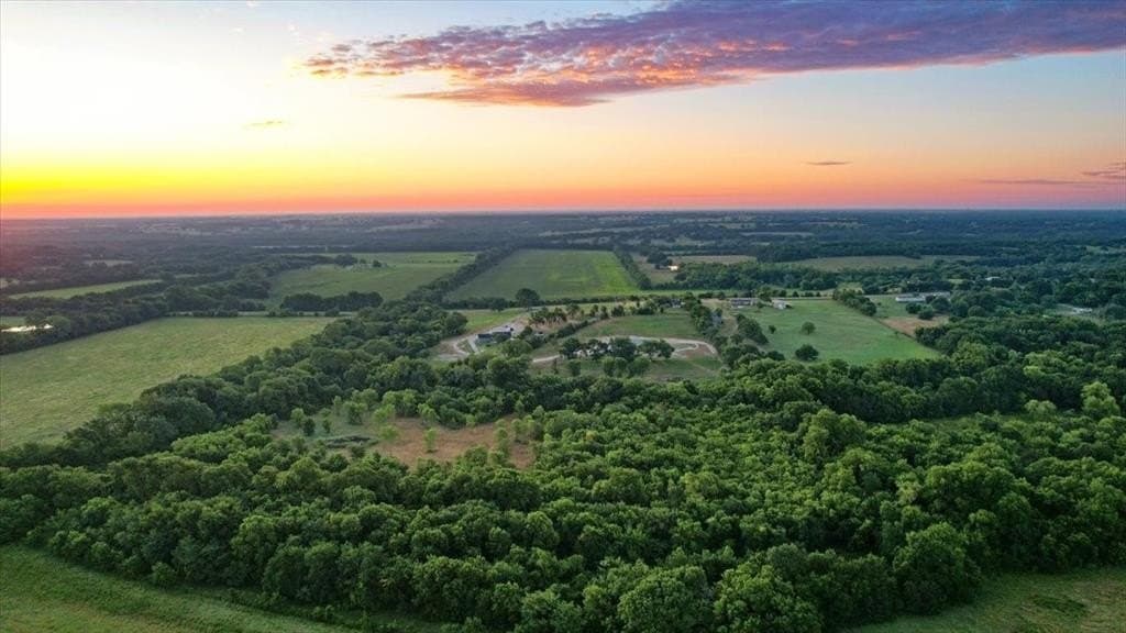30.3 acres in Grayson County gallery image 2