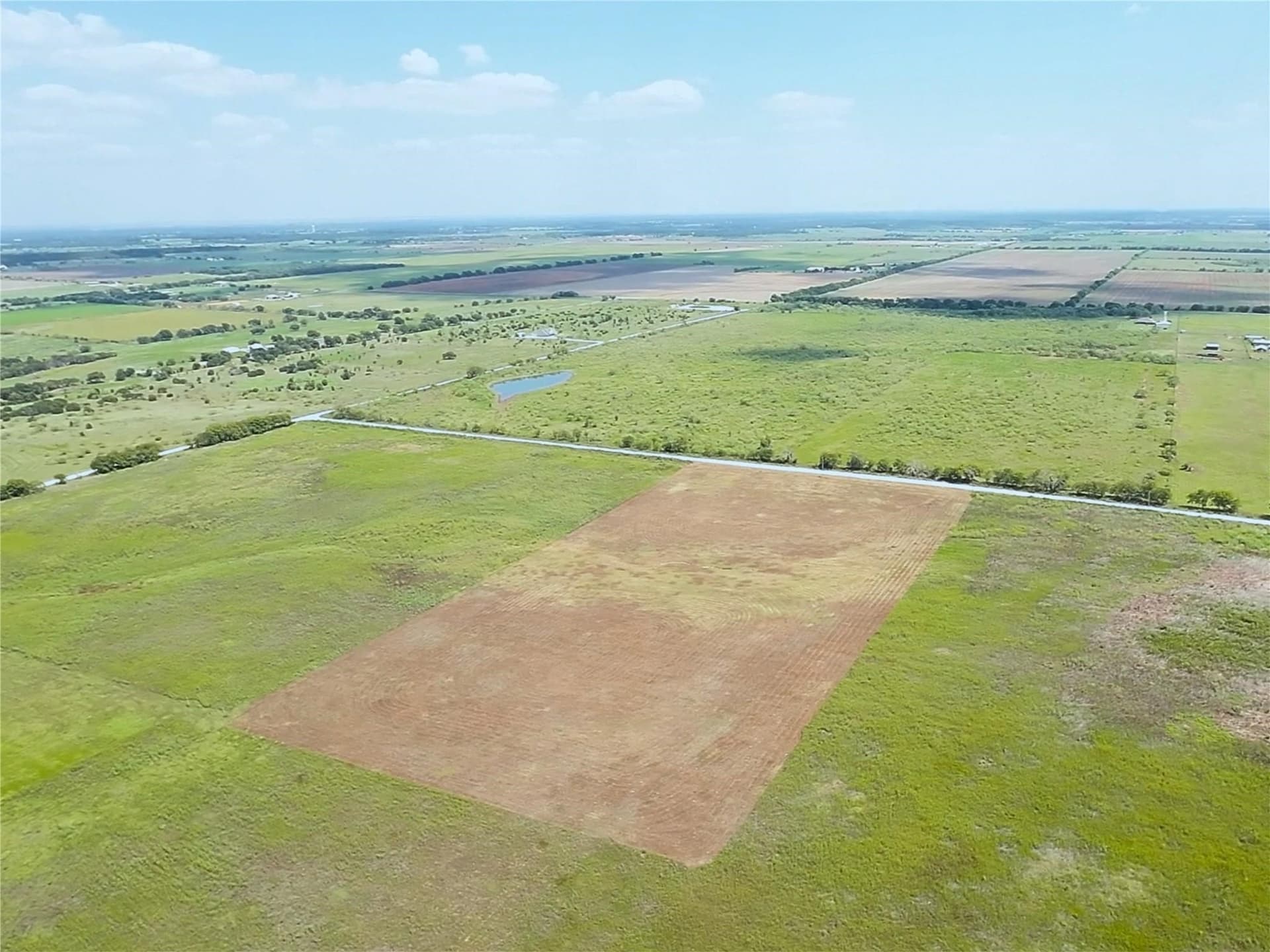 10.01 acres in Hill County