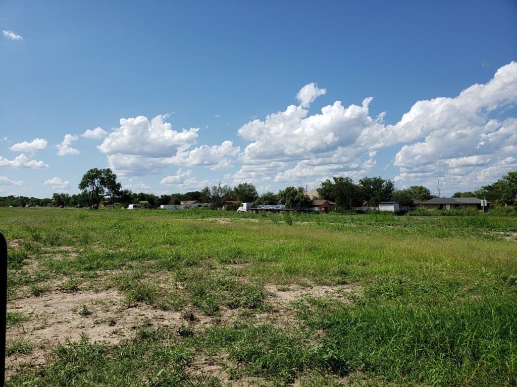 10.63 acres in Maverick County - photo 14