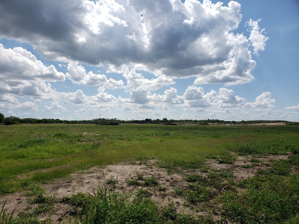10.63 acres in Maverick County - photo 5