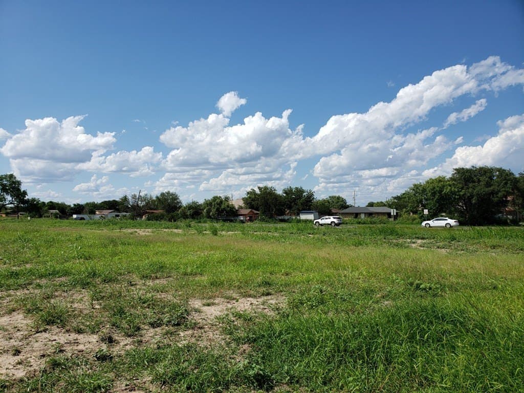 10.63 acres in Maverick County - photo 10