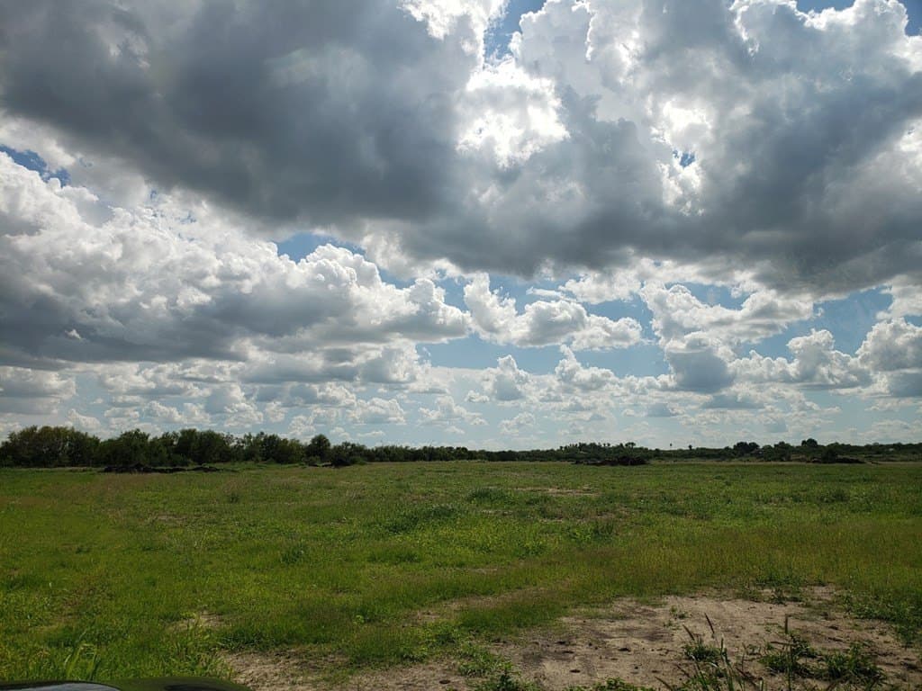 10.63 acres in Maverick County - photo 7