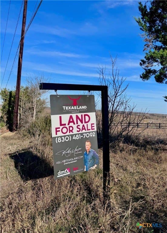 11.48 acres in Guadalupe County - photo 12