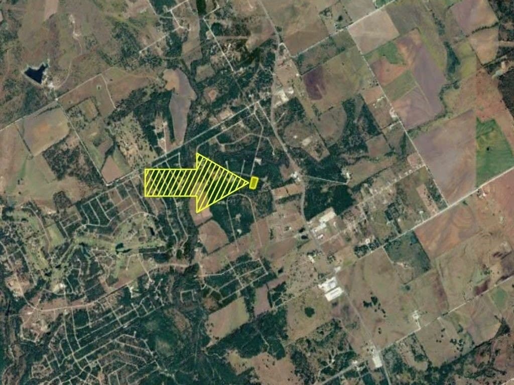 1.93 acres in Hill County gallery image 3