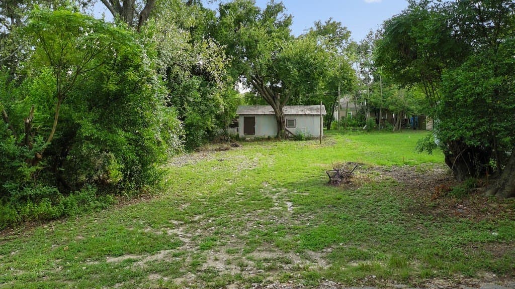0.16 acres in Freestone County - photo 17