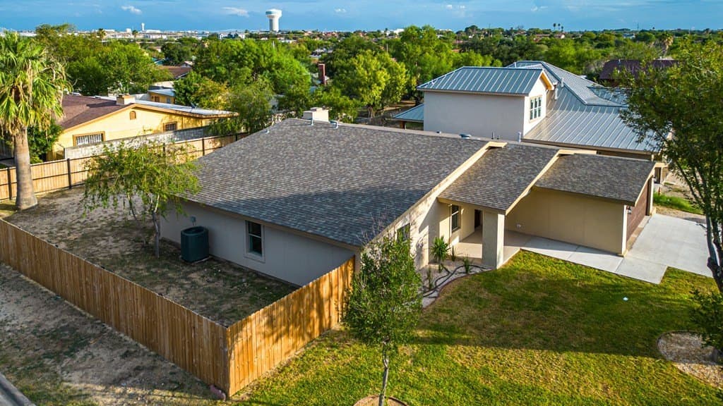 10,400 acres in Maverick County gallery image 4