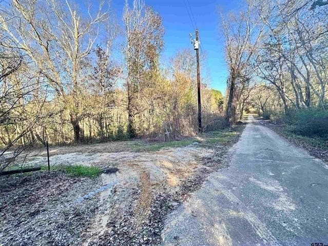 2.68 acres in Henderson County gallery image 2