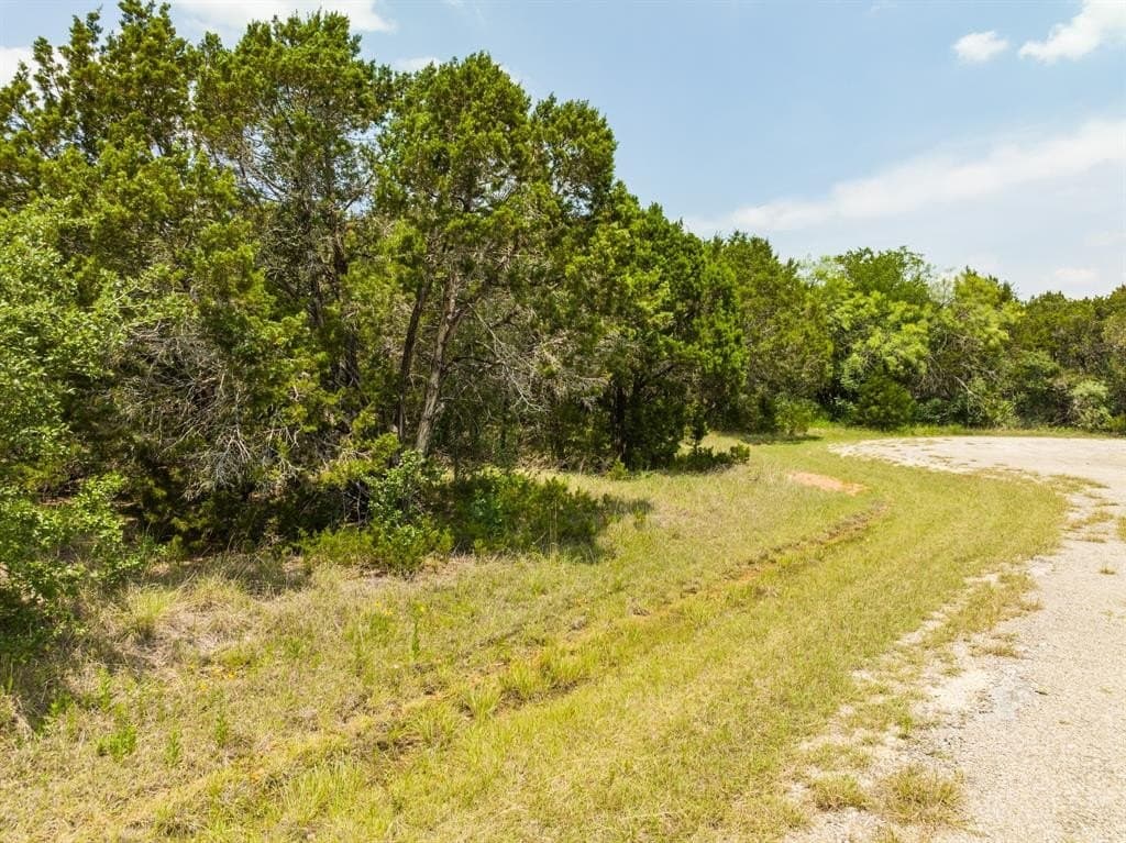 0.88 acres in Hill County gallery image 3