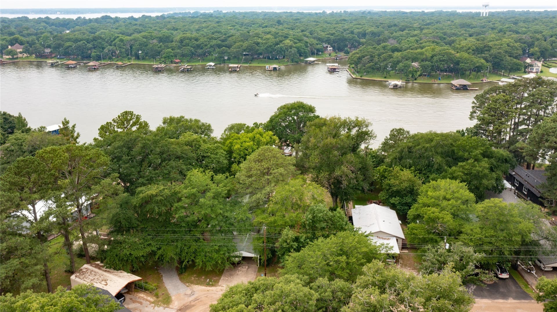 0.18 acres in Henderson County - photo 4