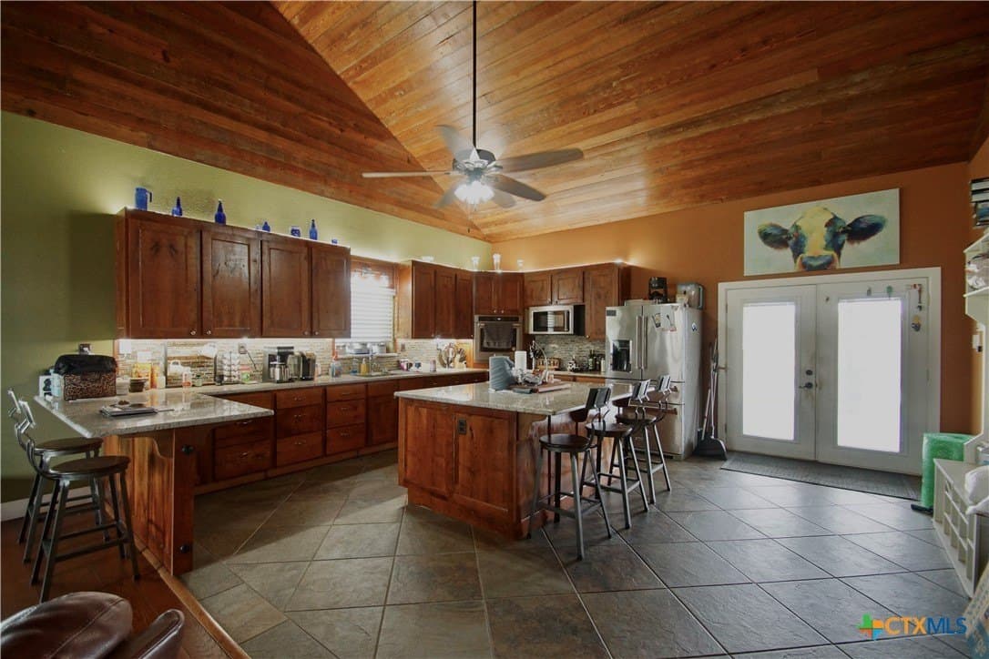 11.22 acres in Victoria County - photo 18