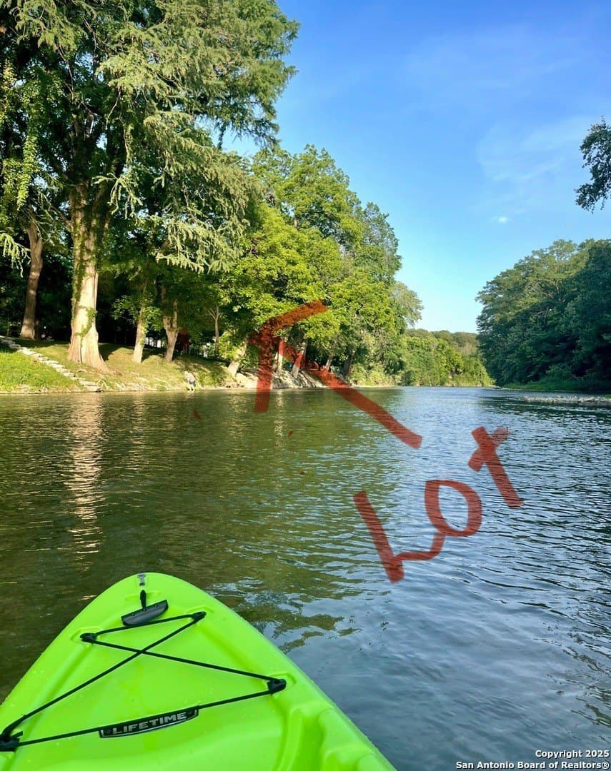 0.37 acres in Comal County gallery image 3