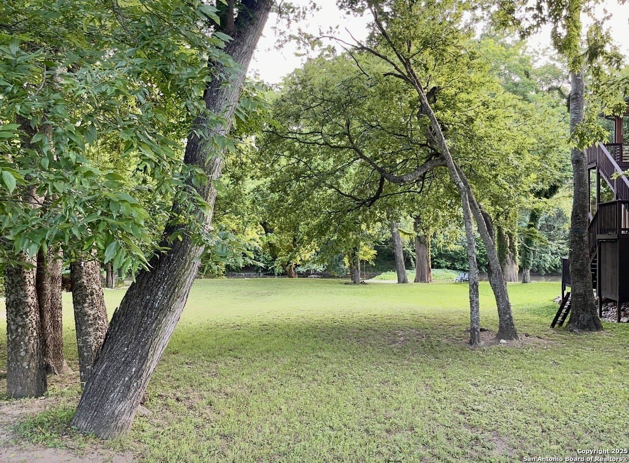 0.37 acres in Comal County gallery image 2