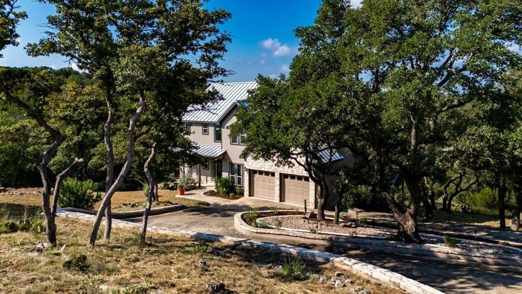 19.69 acres in Gillespie County - photo 3