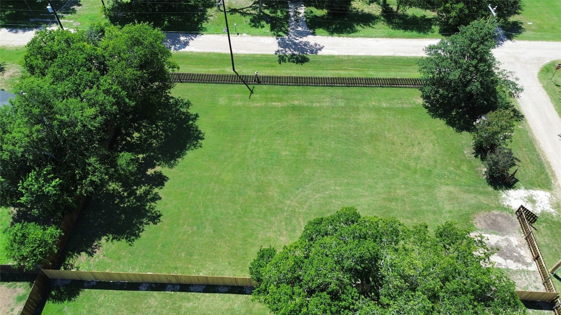 0.15 acres in Ellis County - photo 4