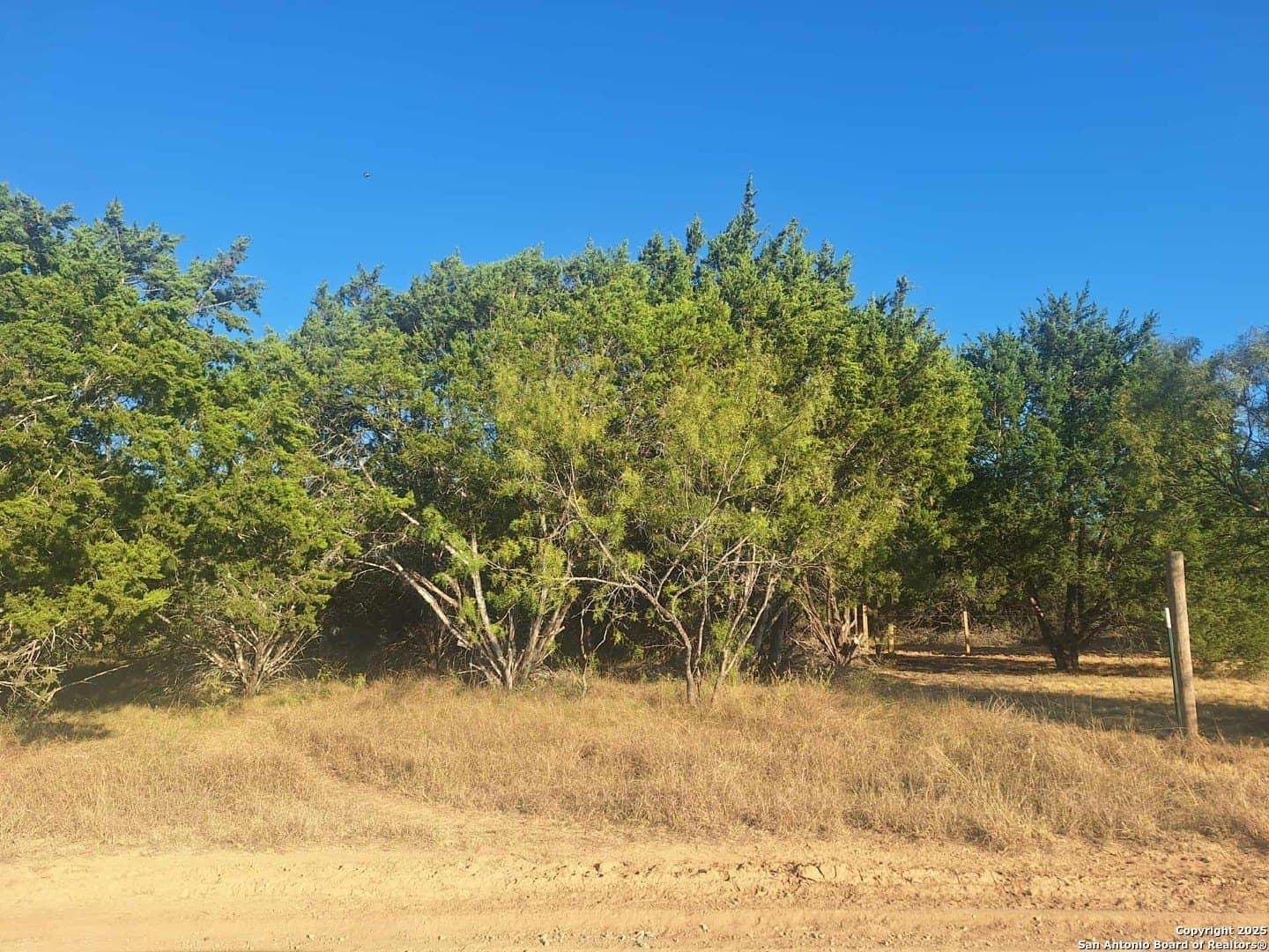0.09 acres in Bandera County - photo 15
