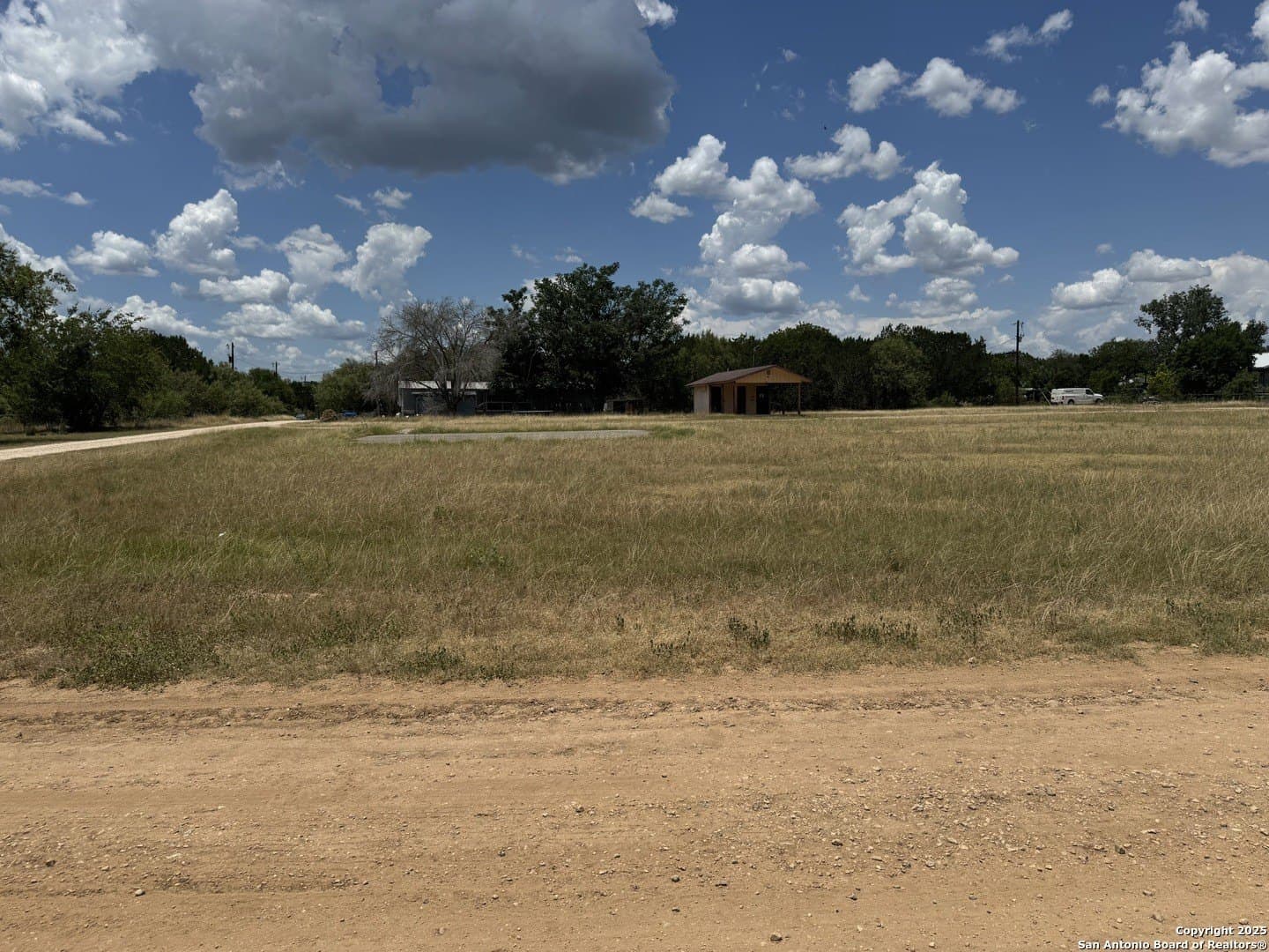 0.09 acres in Bandera County - photo 7