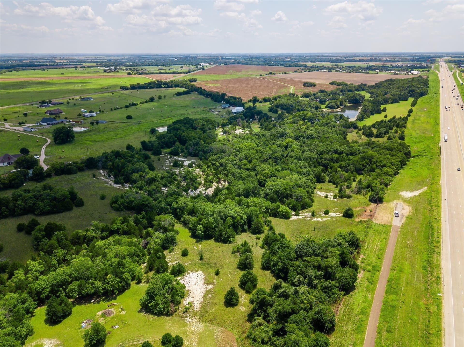 13.51 acres in Ellis County