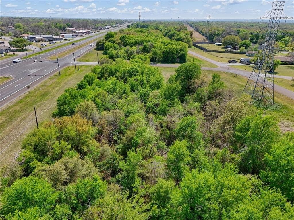 4.5 acres in McLennan County gallery image 4
