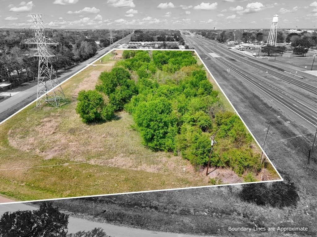 4.5 acres in McLennan County