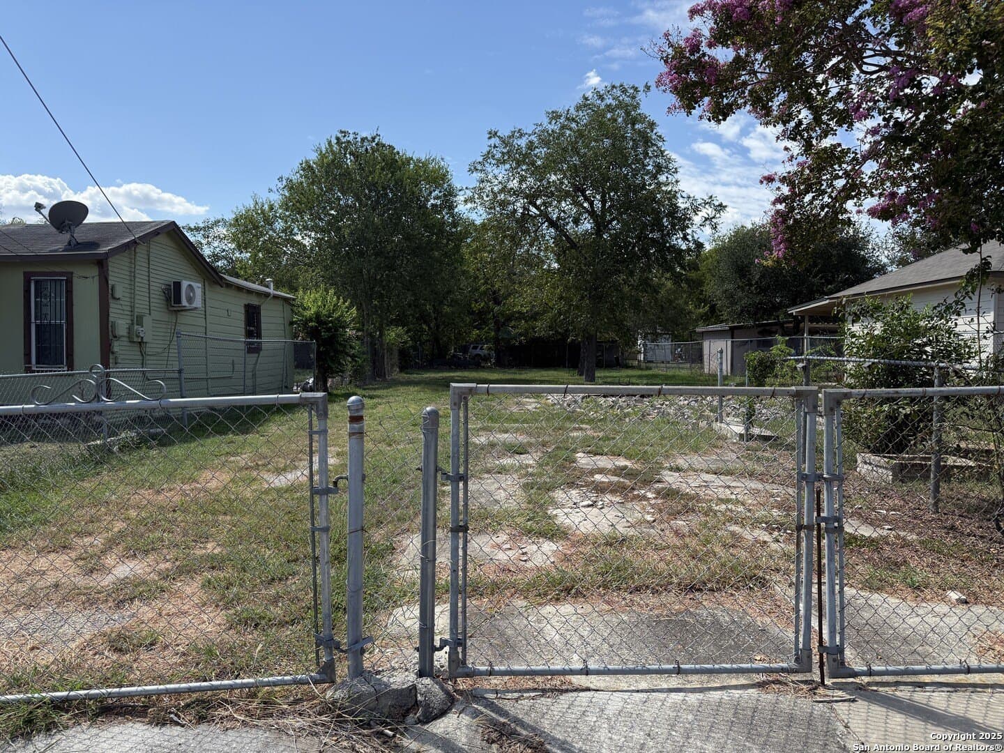 0.17 acres in Bexar County gallery image 2