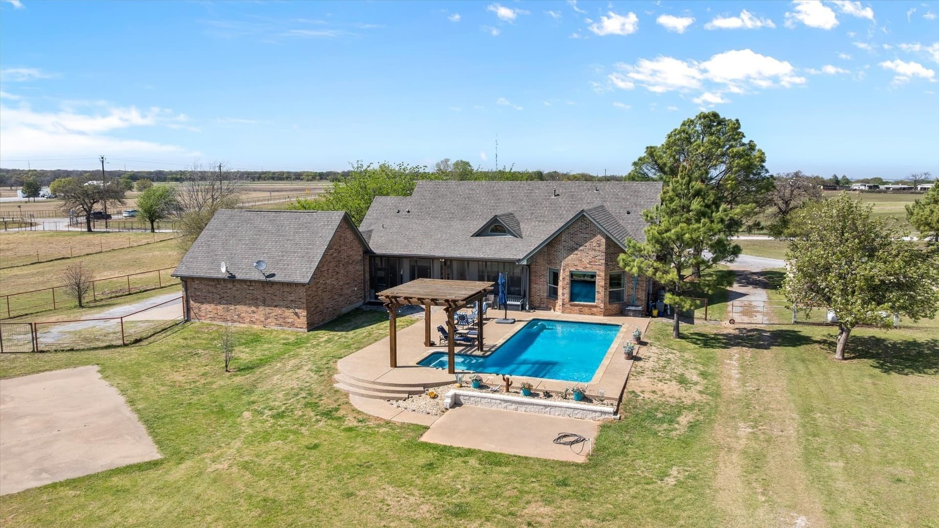13.33 acres in Hood County - photo 35
