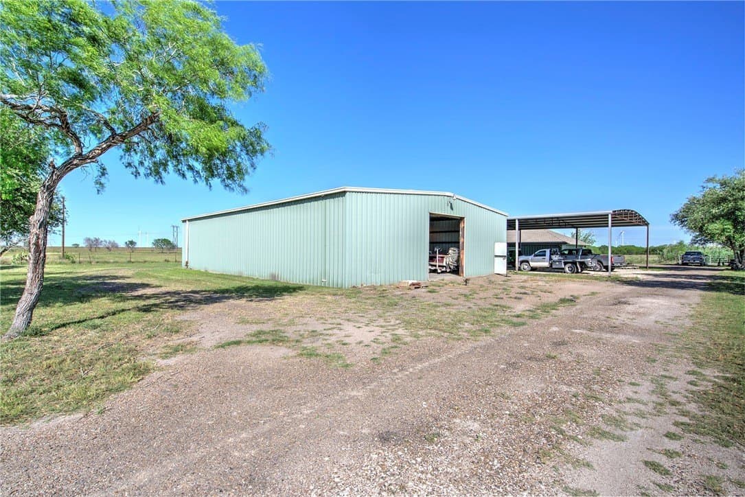 239 acres in San Patricio County - photo 7