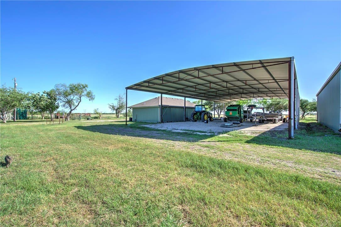 239 acres in San Patricio County - photo 10
