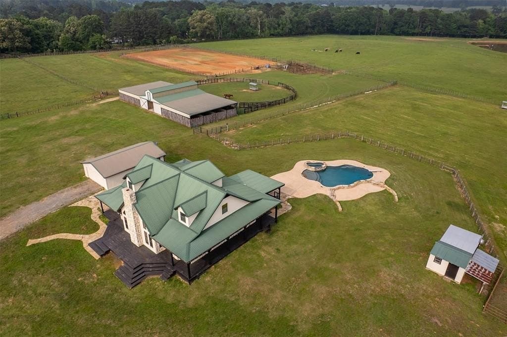 35.56 acres in Smith County