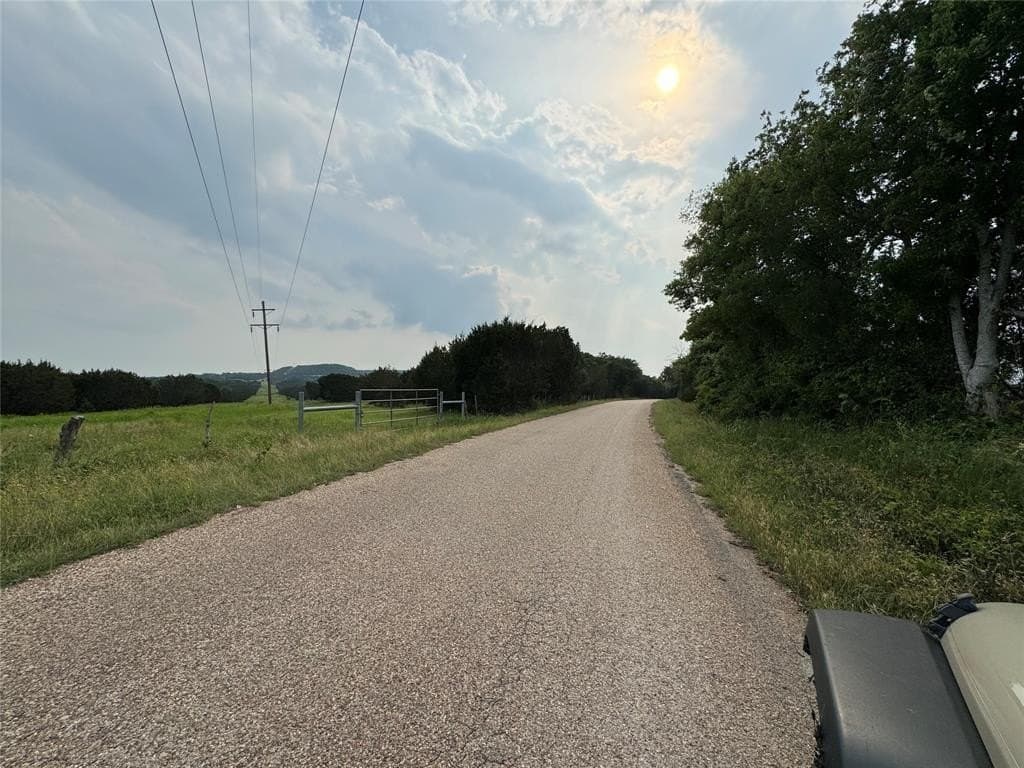 15 acres in Bosque County gallery image 4