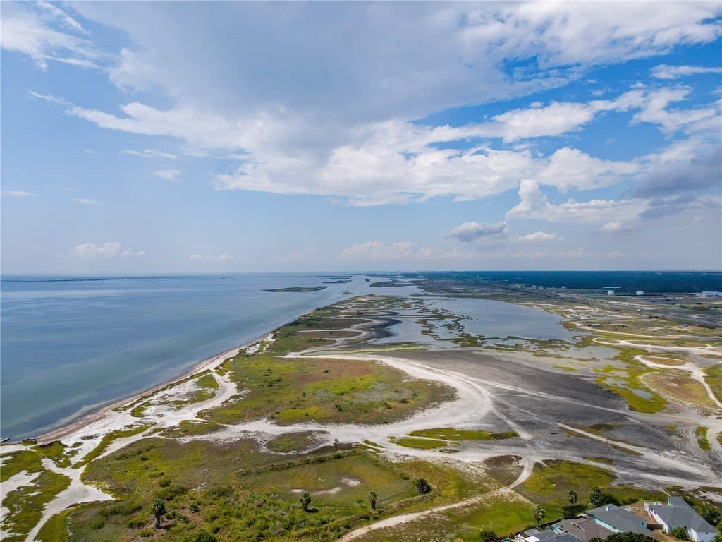 0.14 acres in Aransas County - photo 9