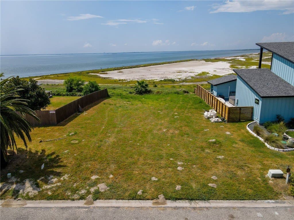 0.14 acres in Aransas County gallery image 3