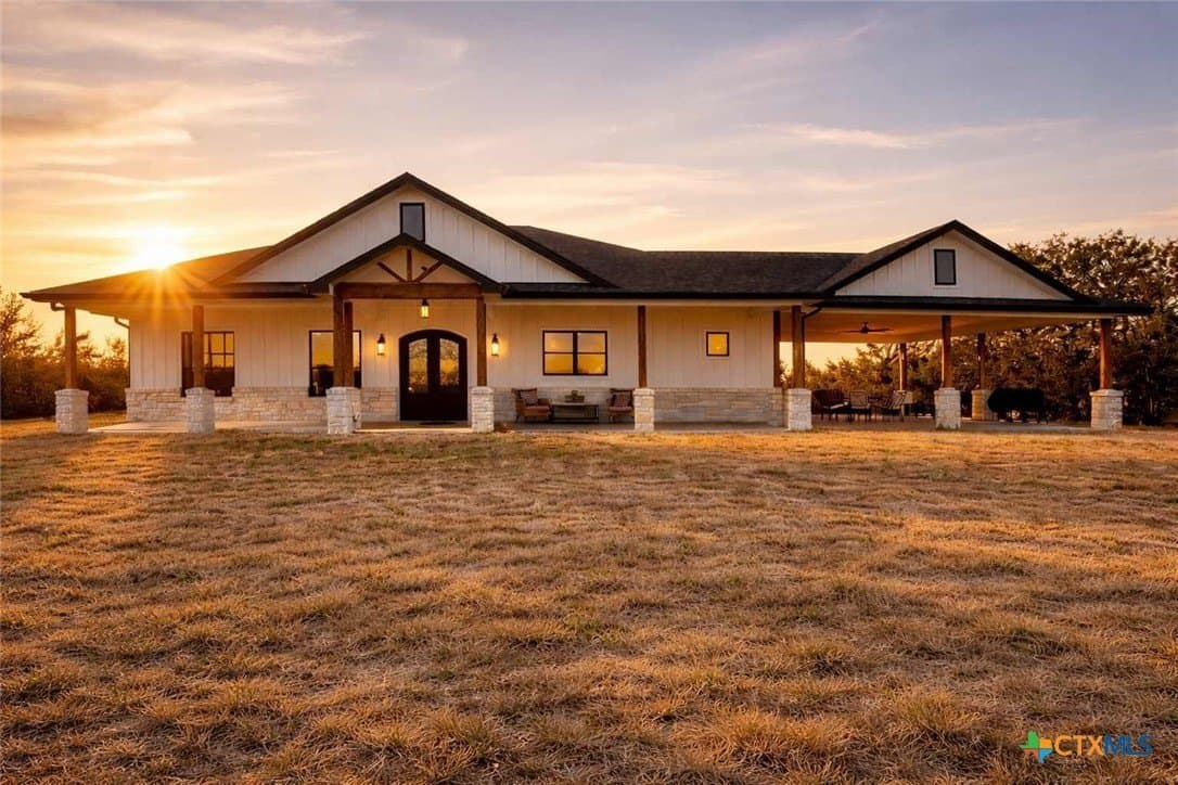 11.04 acres in Coryell County