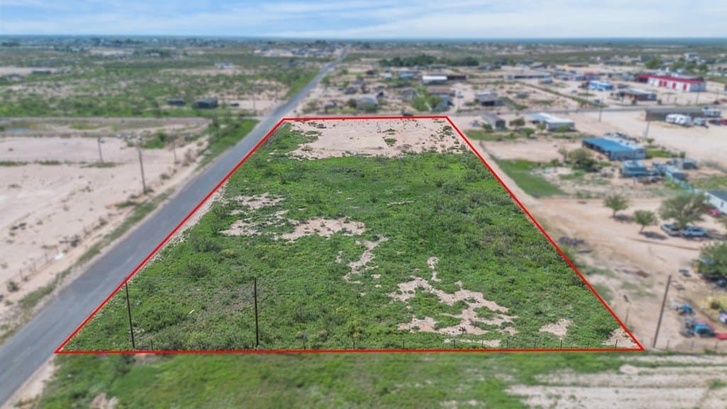 3.06 acres in Ector County gallery image 2