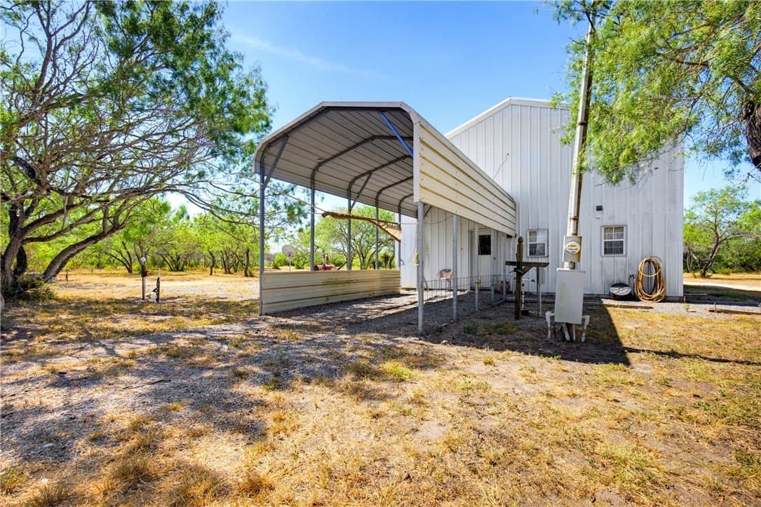 61 acres in Live Oak County - photo 11
