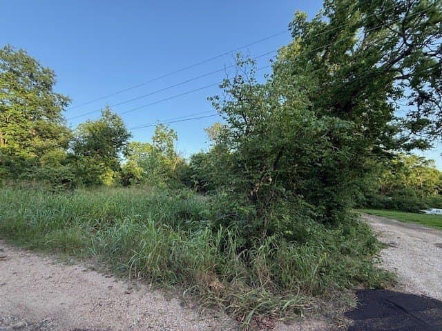 0.44 acres in Lamar County - photo 9