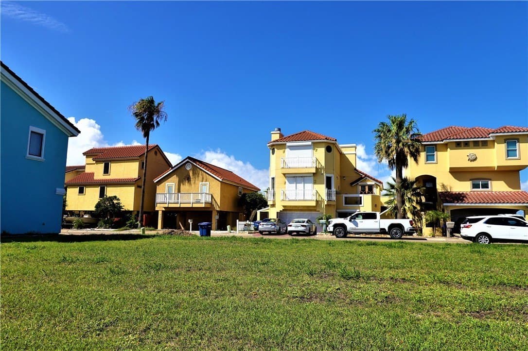 0.08 acres in Nueces County - photo 16