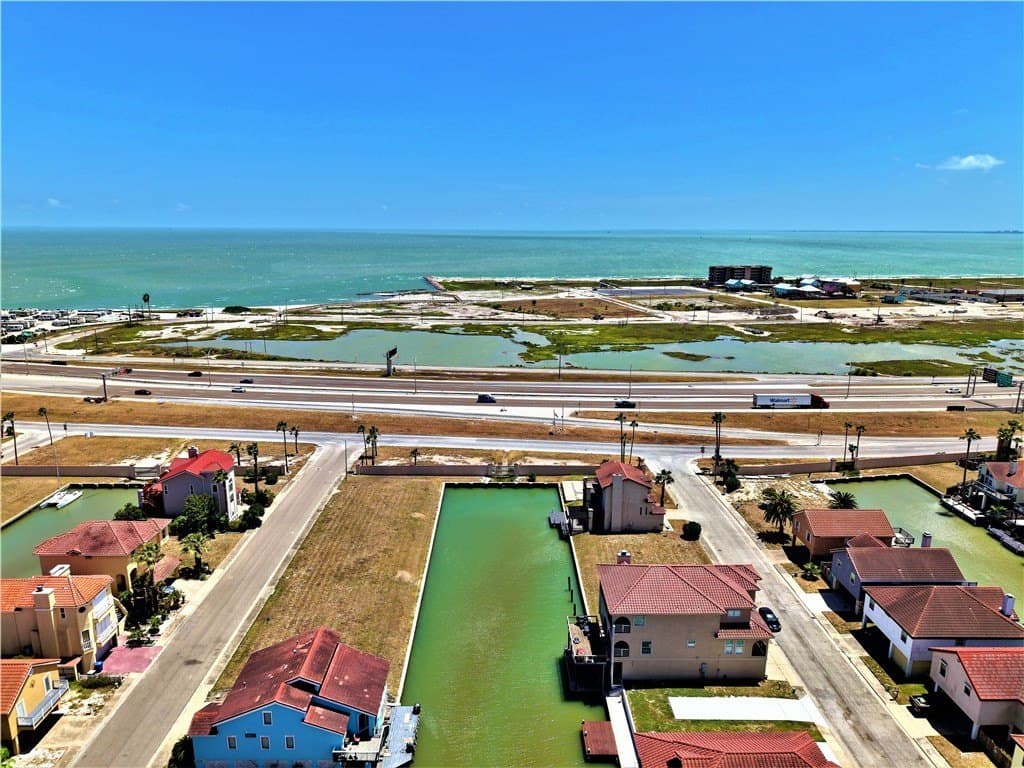 0.08 acres in Nueces County - photo 3