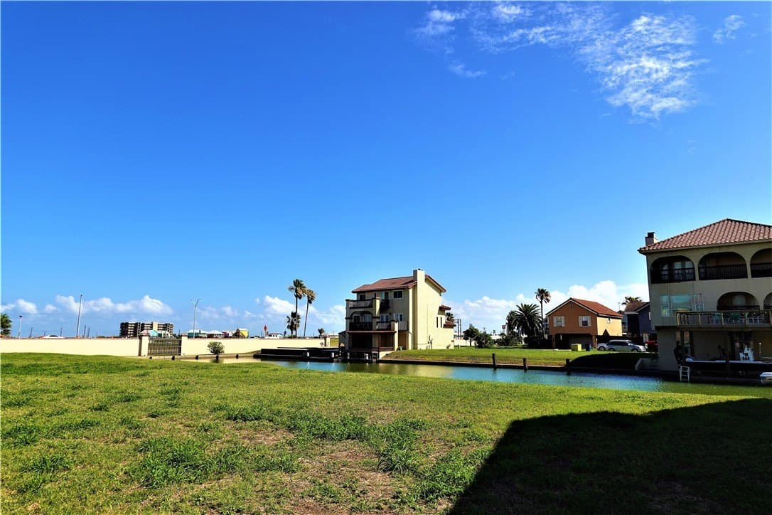 0.08 acres in Nueces County - photo 21