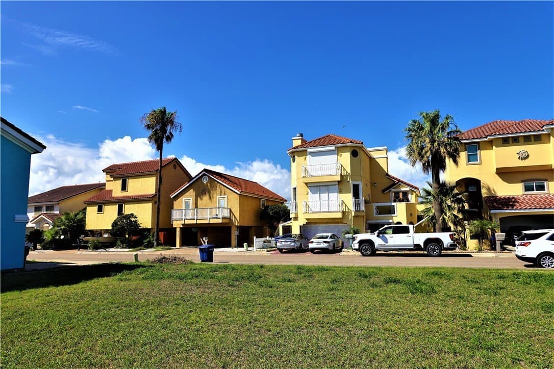 0.08 acres in Nueces County - photo 11
