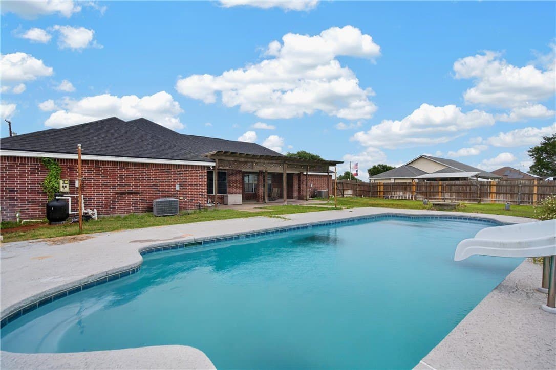 45,072 acres in Kleberg County - photo 38