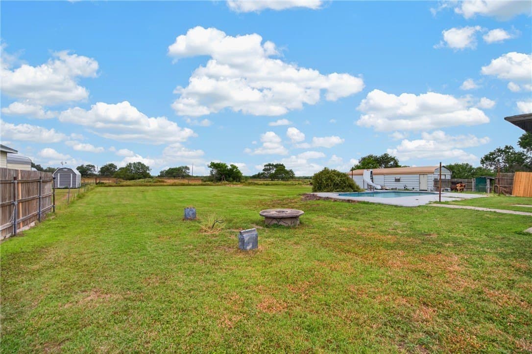 45,072 acres in Kleberg County - photo 40