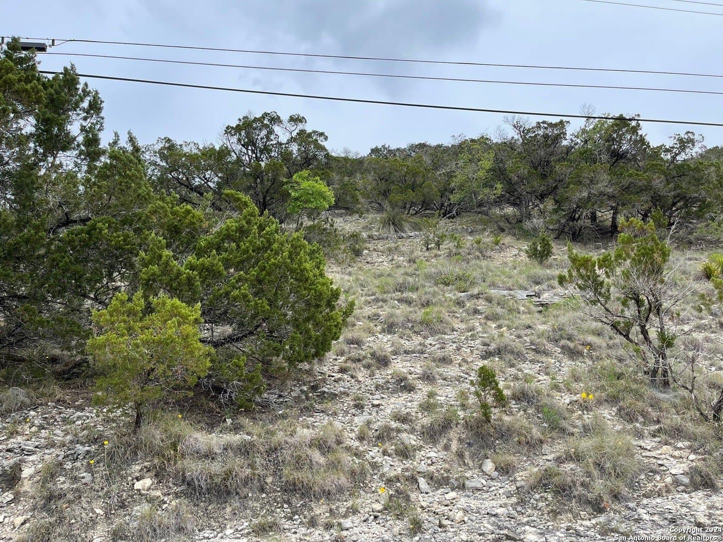 1.22 acres in Bandera County - photo 8